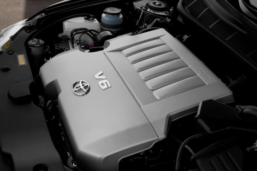  Toyota Camry 2010 года  (фото 21 из 52)